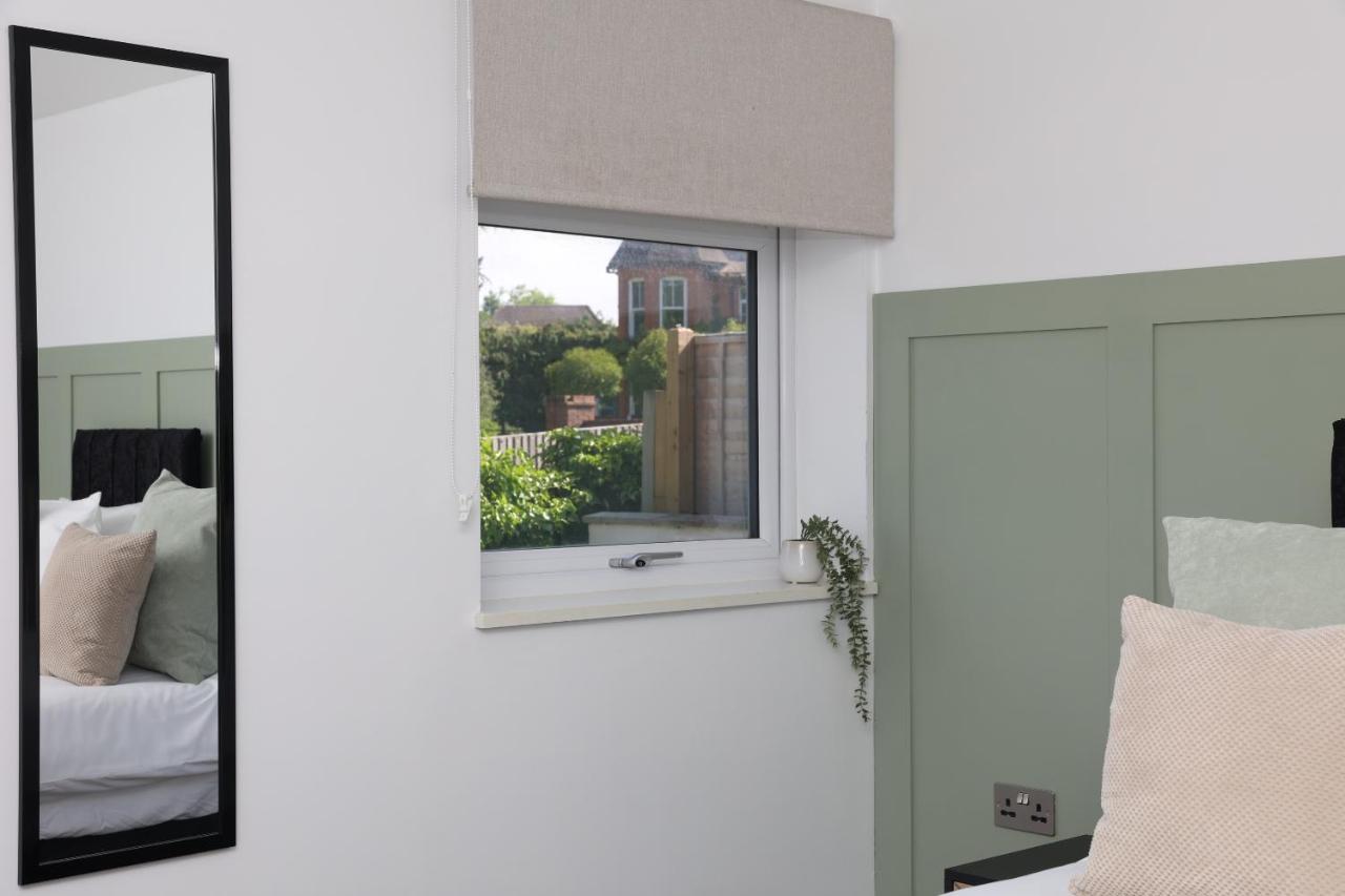 Watford Luxury 1 Bed Flat - Free Parkingアパートメント エクステリア 写真